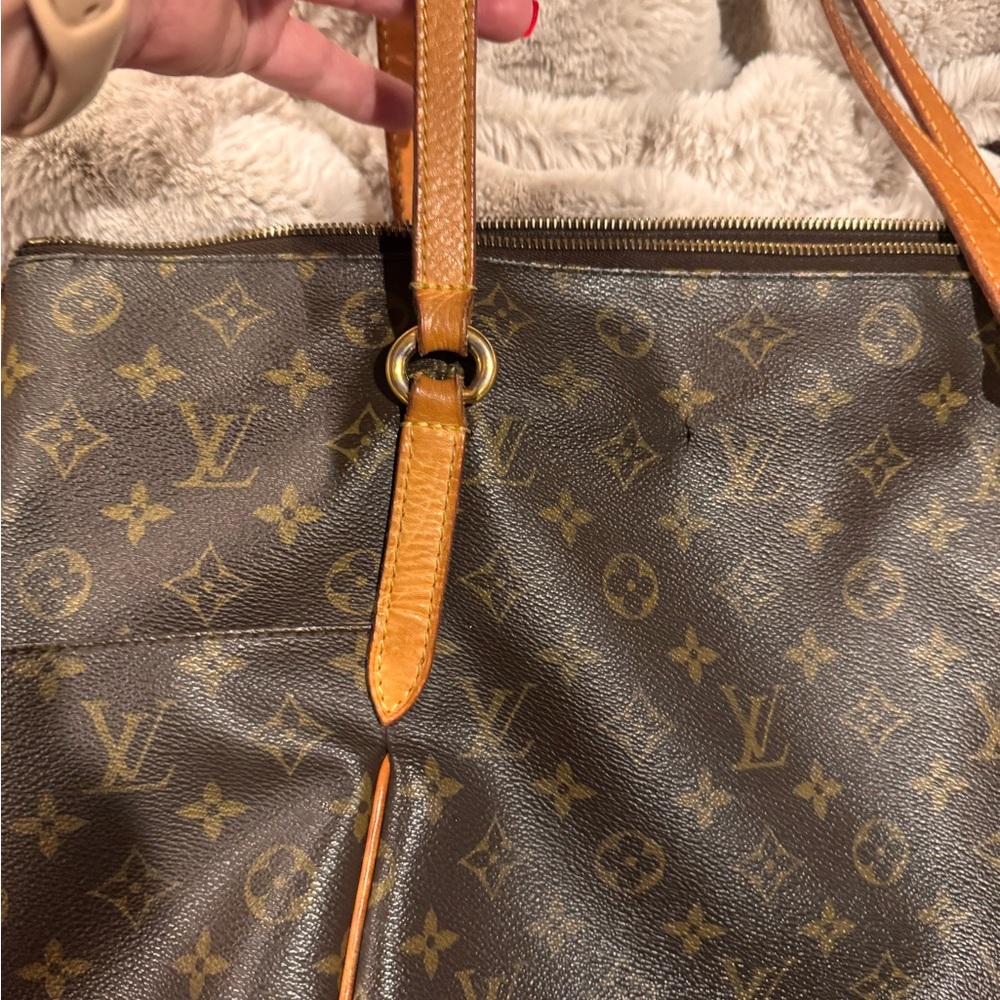 Louis Vuitton Classic Monogram Totally “GM” - Picture 3 of 16